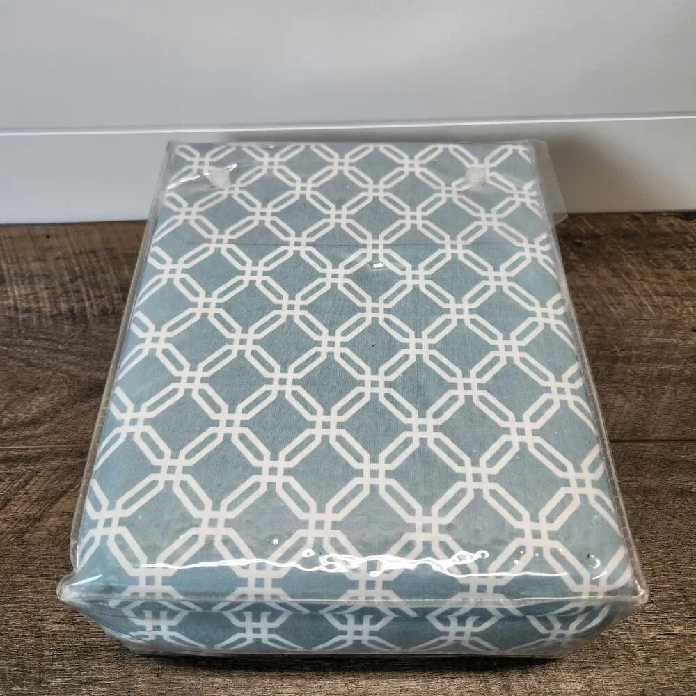Flannel Twin Sheet Set True North Soft and Cozy Blue White Geometric NEW!!